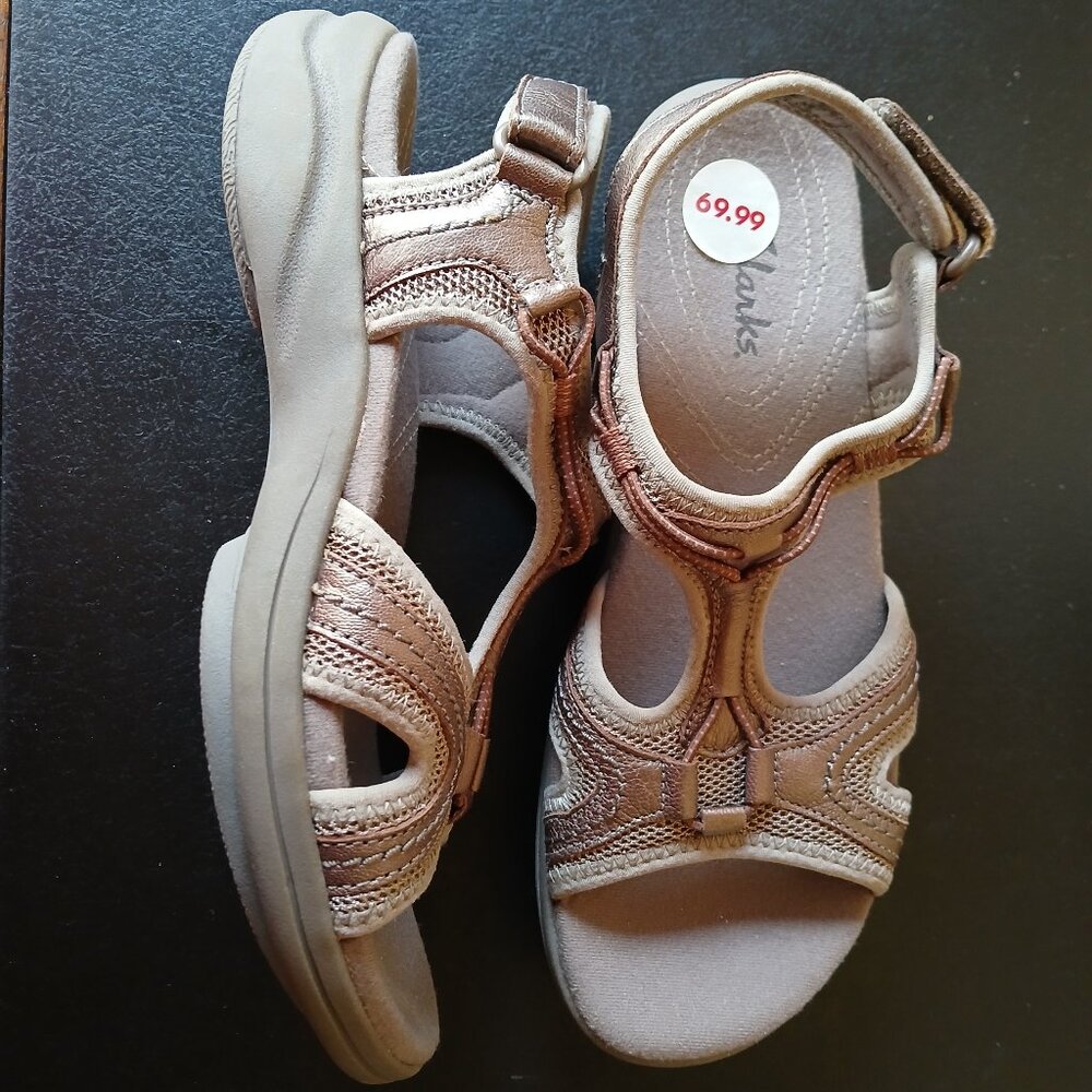 Ladies Tan Sandals from Clark's - Picture 3 of 4